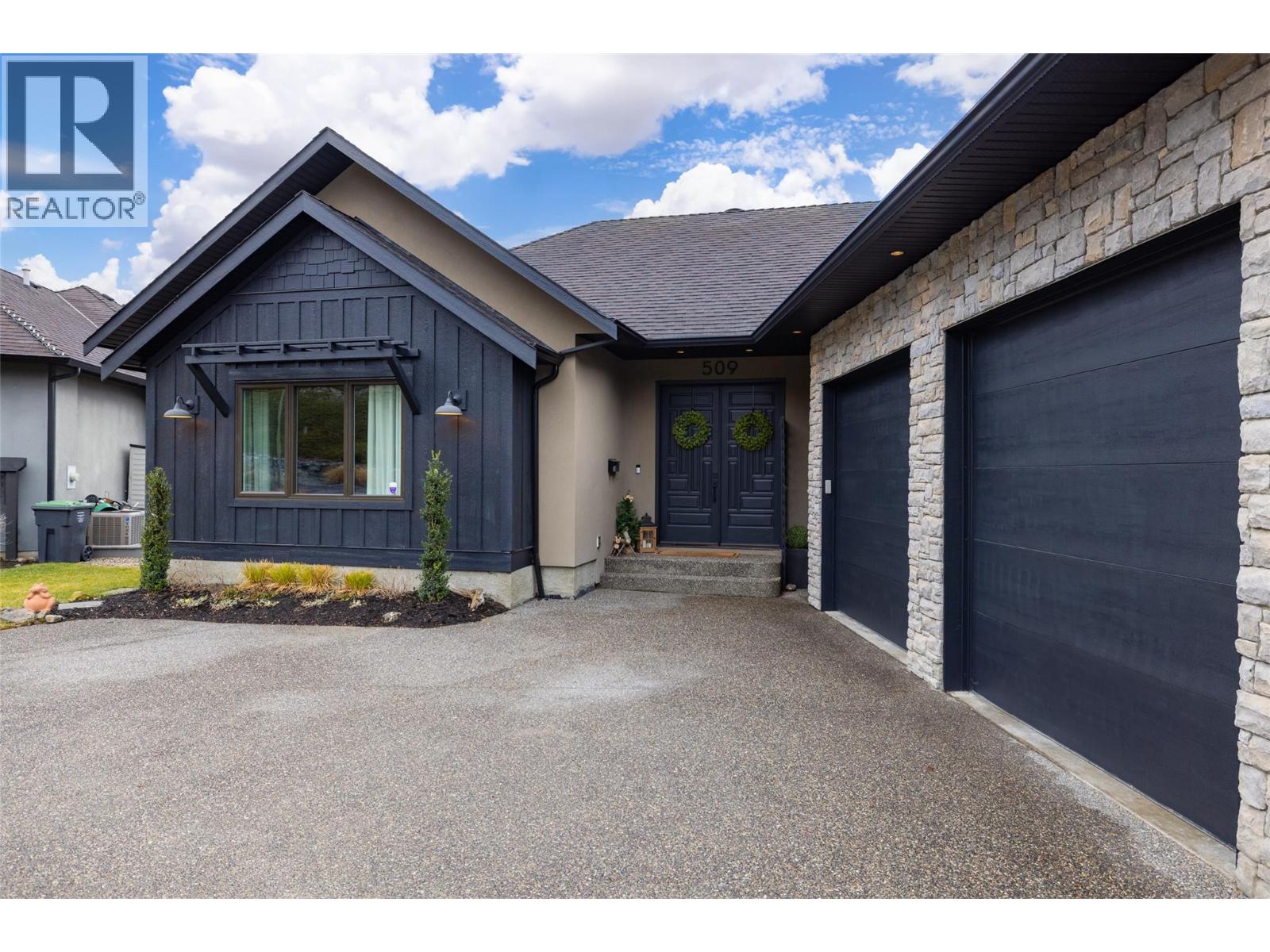 509 Caramillo Court, Kelowna, British Columbia  V1V 2K9 - Photo 3 - 10374577
