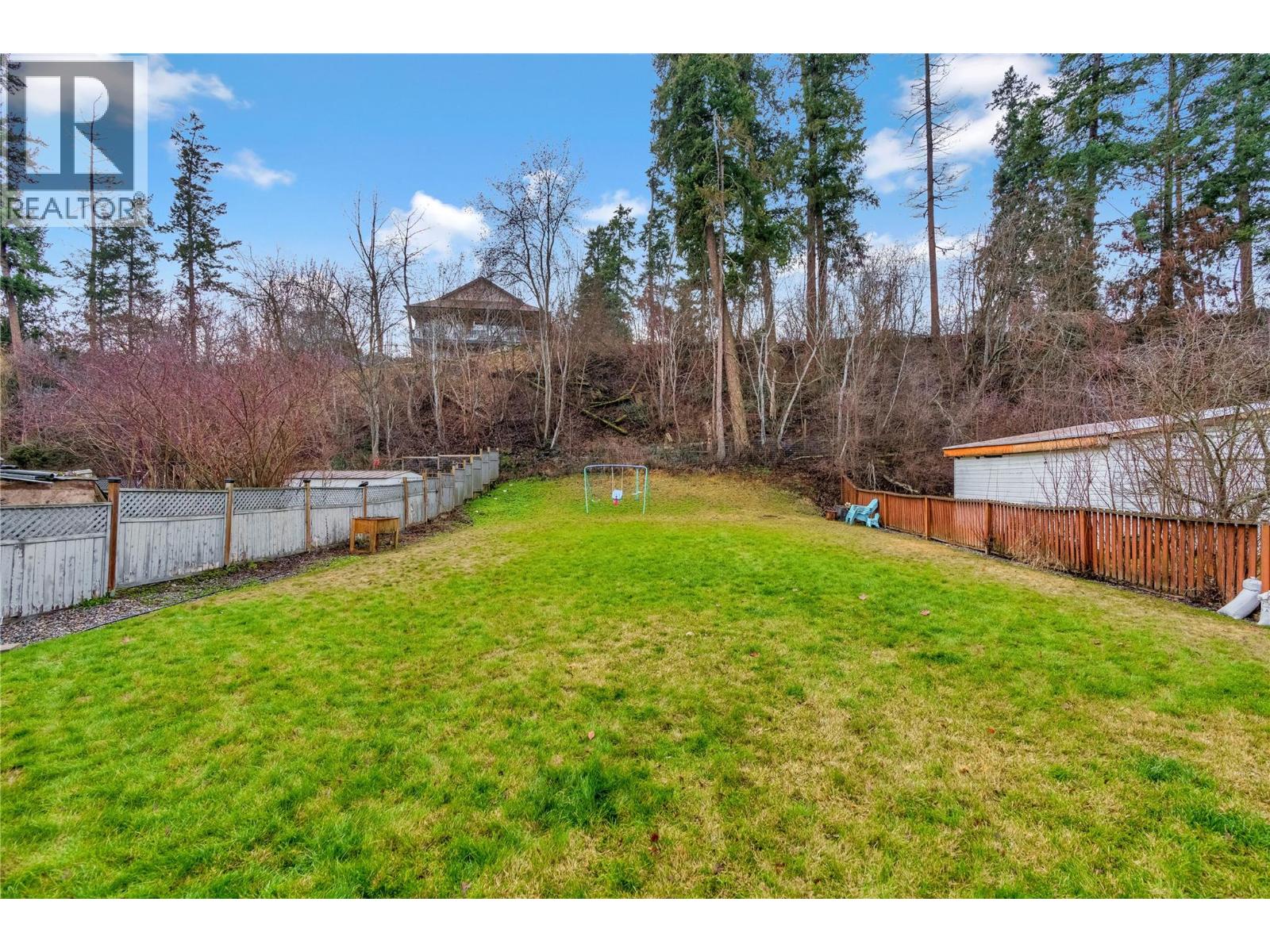 3445 Jackson Avenue, Armstrong, British Columbia  V0E 1B2 - Photo 38 - 10374761