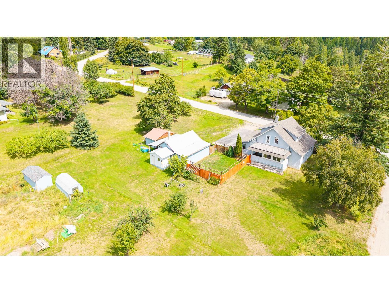 5315 Cory Road, Wynndel, British Columbia  V0B 2N1 - Photo 4 - 10374955