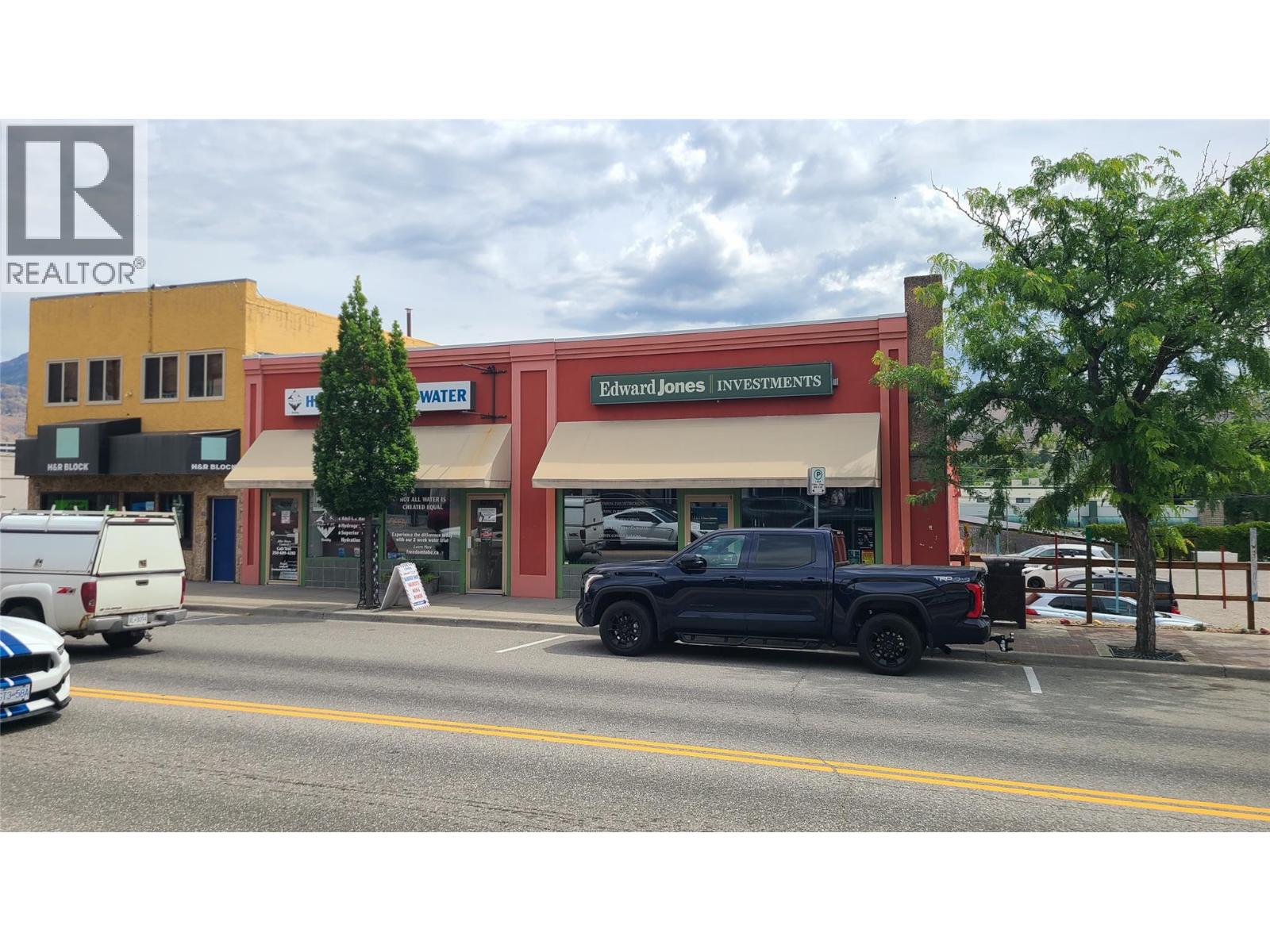 6239 Main Street, Oliver, British Columbia  V0H 1T0 - Photo 2 - 10374916