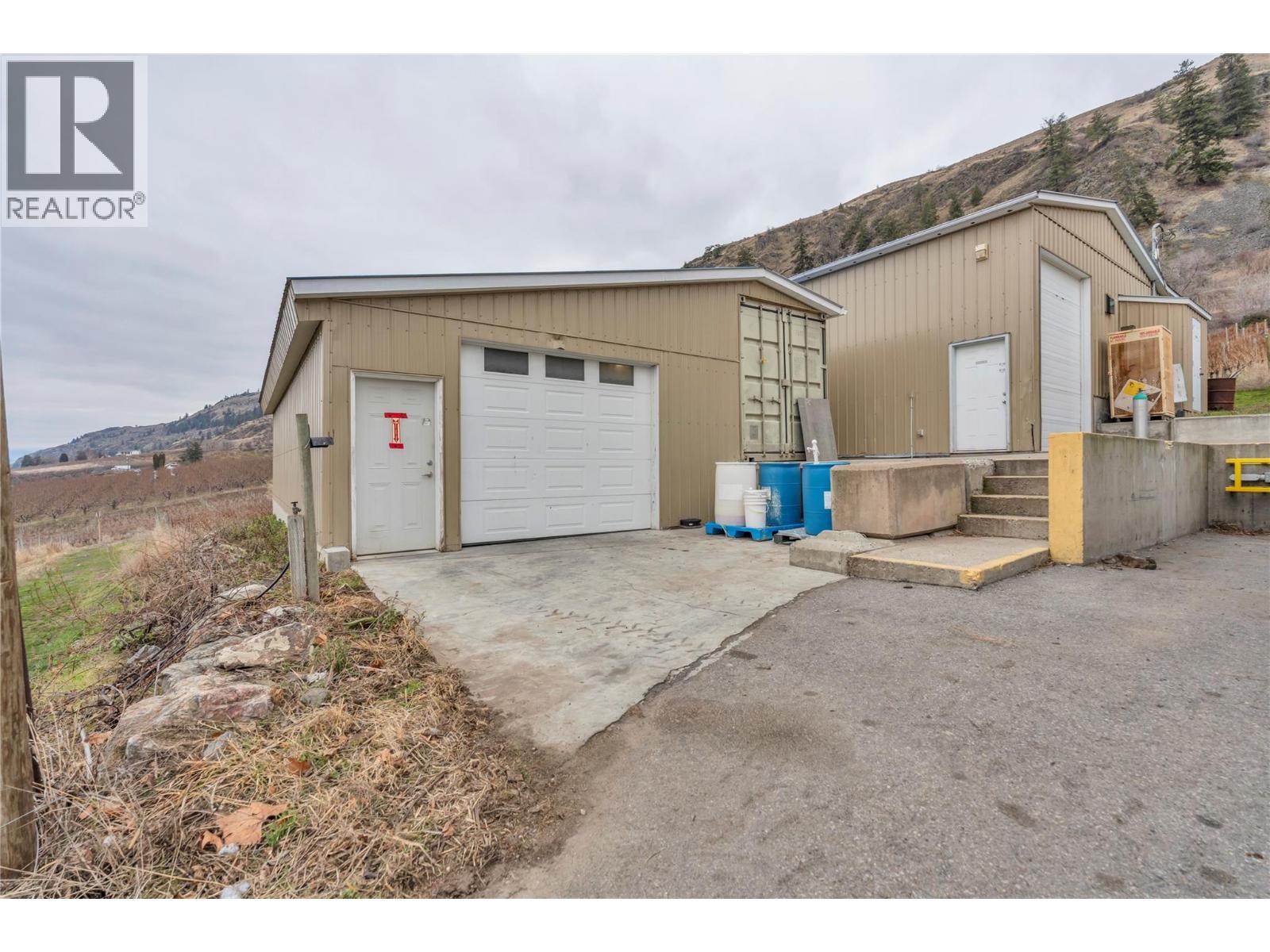 3974 Hwy 97 Highway, Oliver, British Columbia  V0H 1T1 - Photo 22 - 10374333