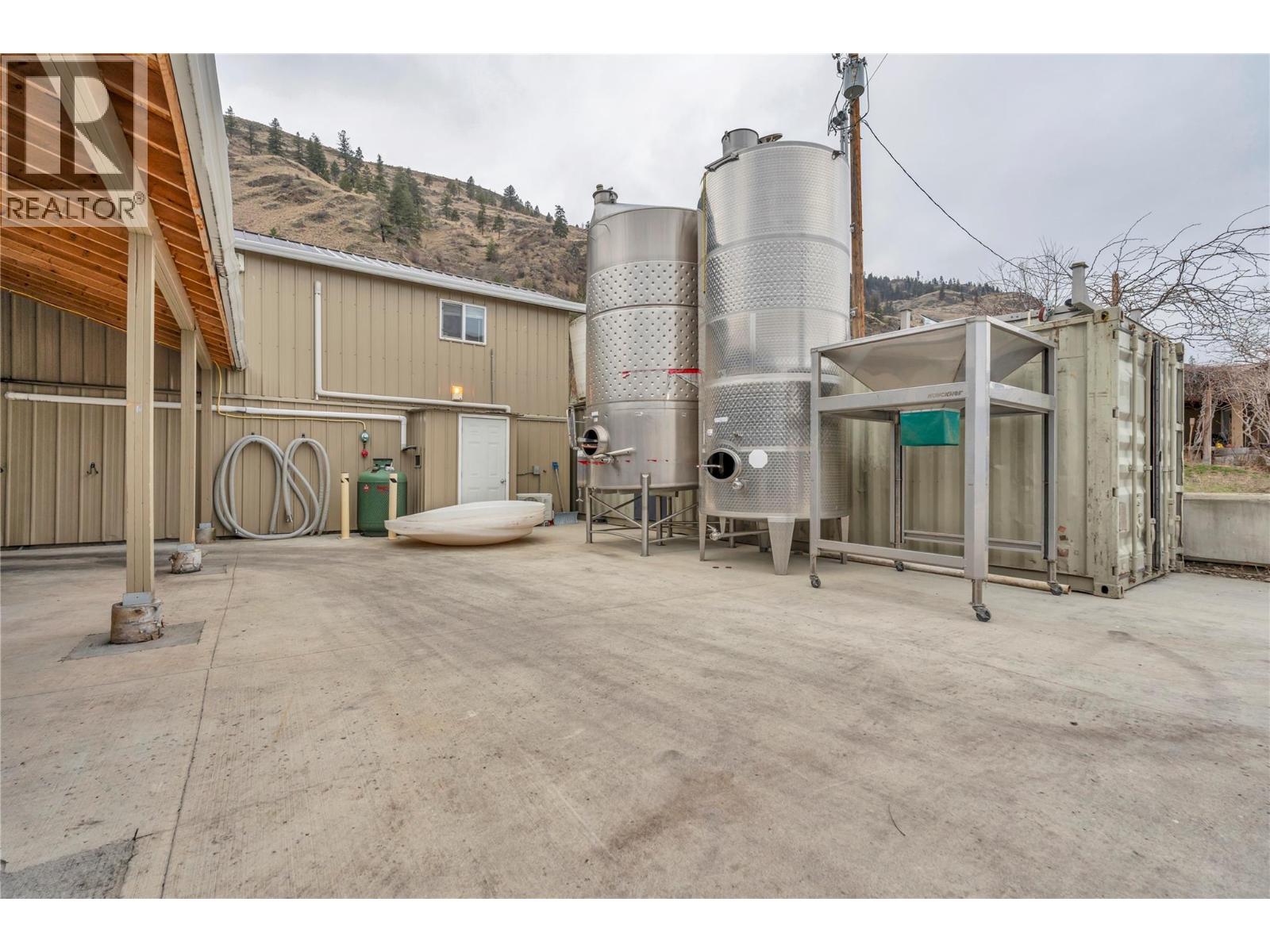 3974 Hwy 97 Highway, Oliver, British Columbia  V0H 1T1 - Photo 36 - 10374333