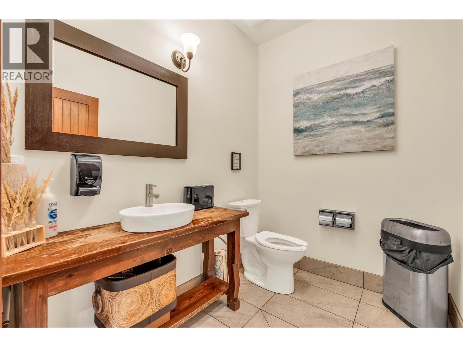 3974 Hwy 97 Highway, Oliver, British Columbia  V0H 1T1 - Photo 15 - 10374332