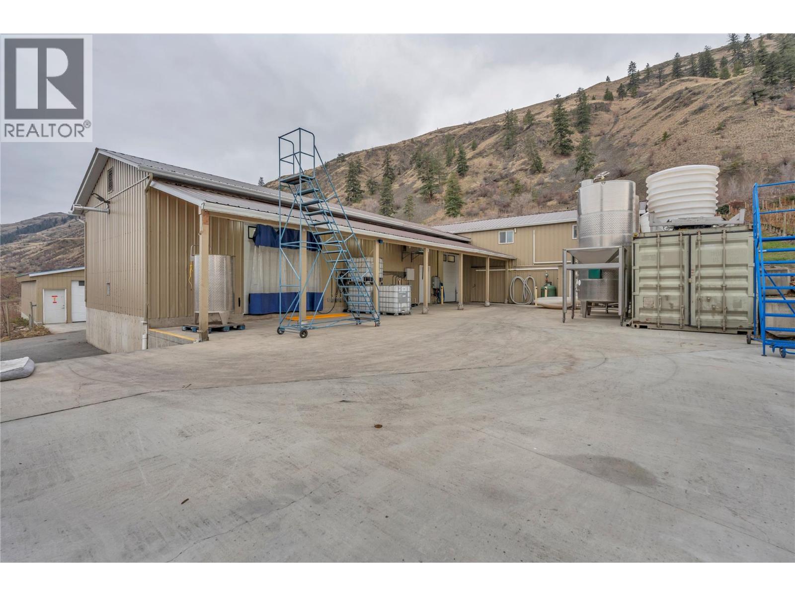 3974 Hwy 97 Highway, Oliver, British Columbia  V0H 1T1 - Photo 35 - 10374332