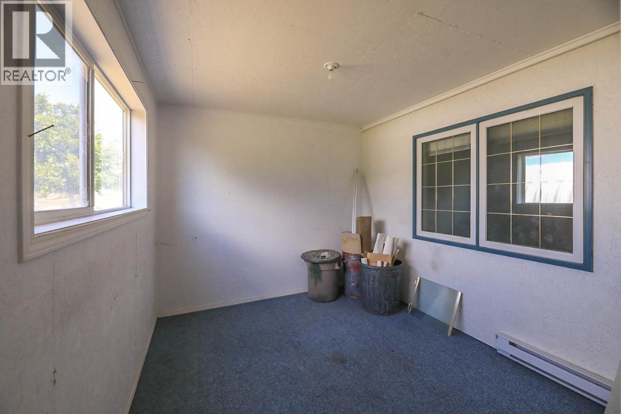 1260 Broughton Avenue, Penticton, British Columbia  V2A 8S9 - Photo 40 - 10375027