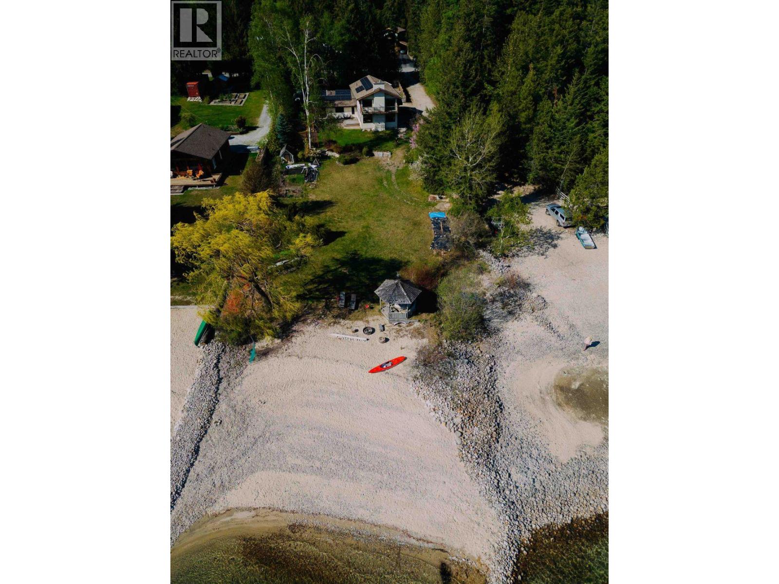 3946 Macgregor Road W, Nelson, British Columbia  V1L 6M8 - Photo 10 - 10375037