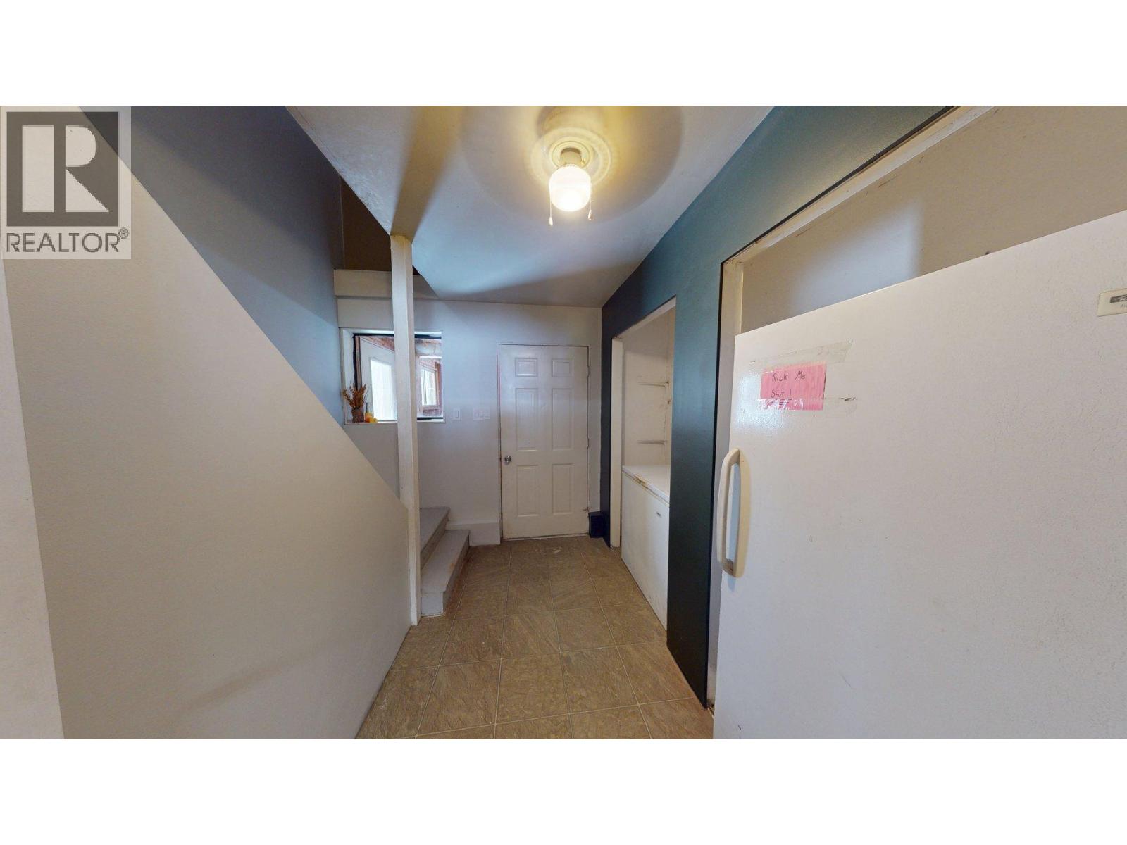 4219 Casino Road, Trail, British Columbia  V1R 4X3 - Photo 28 - 10373846