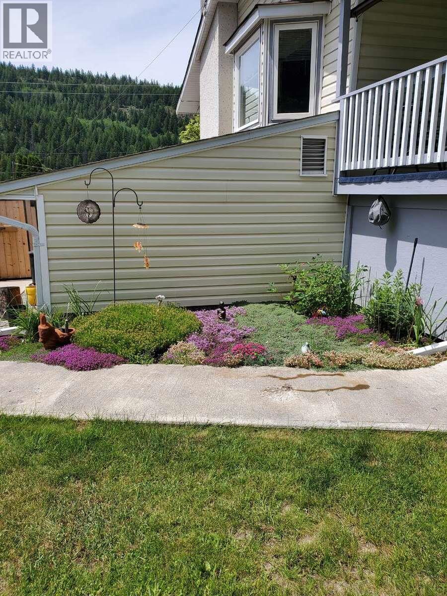 868 North Kimberley Avenue, Greenwood, British Columbia  V0H 1J0 - Photo 6 - 10375057