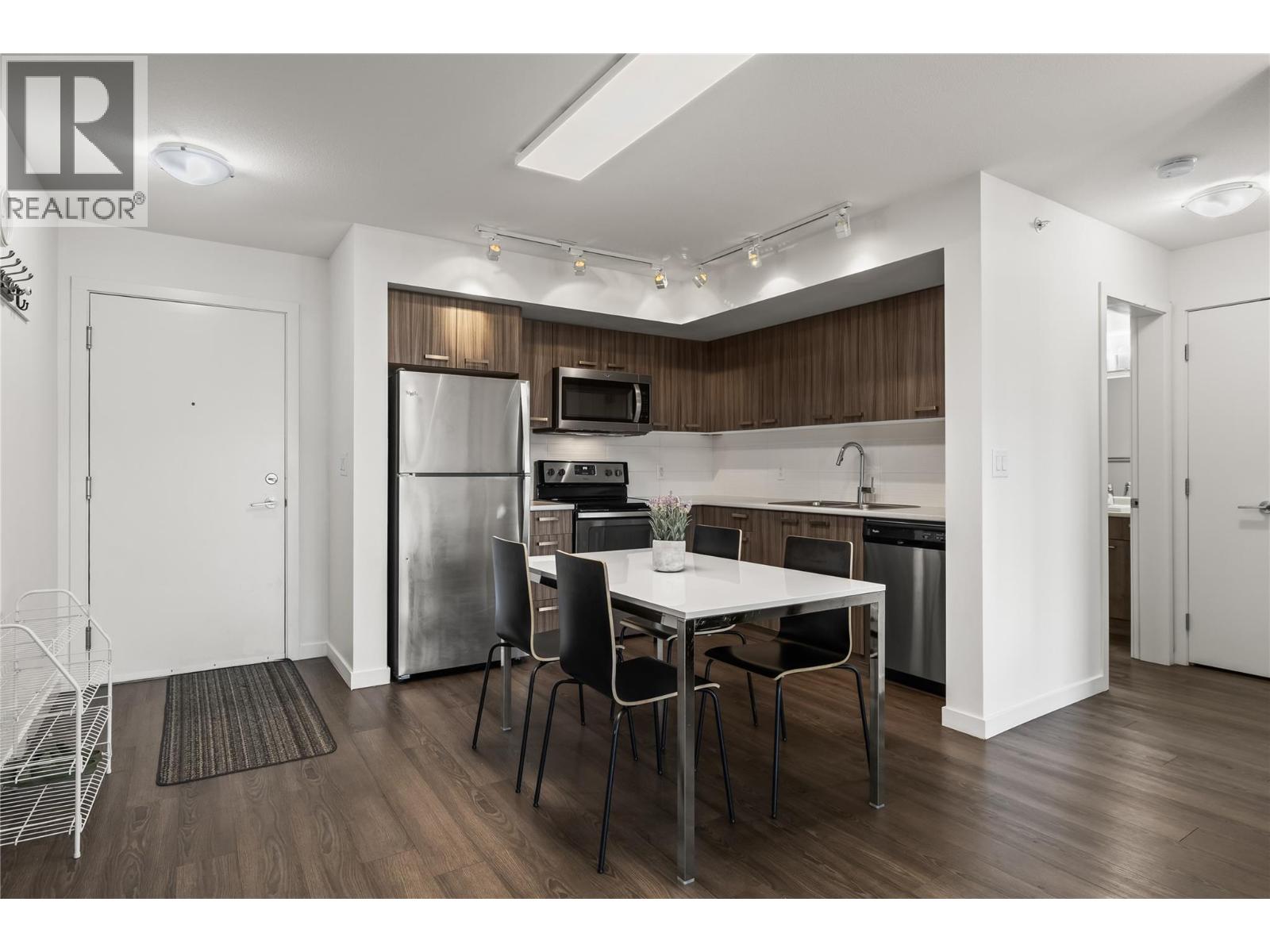 775 Academy Way Unit# Ph17, Kelowna, British Columbia  V1V 0A5 - Photo 5 - 10374805