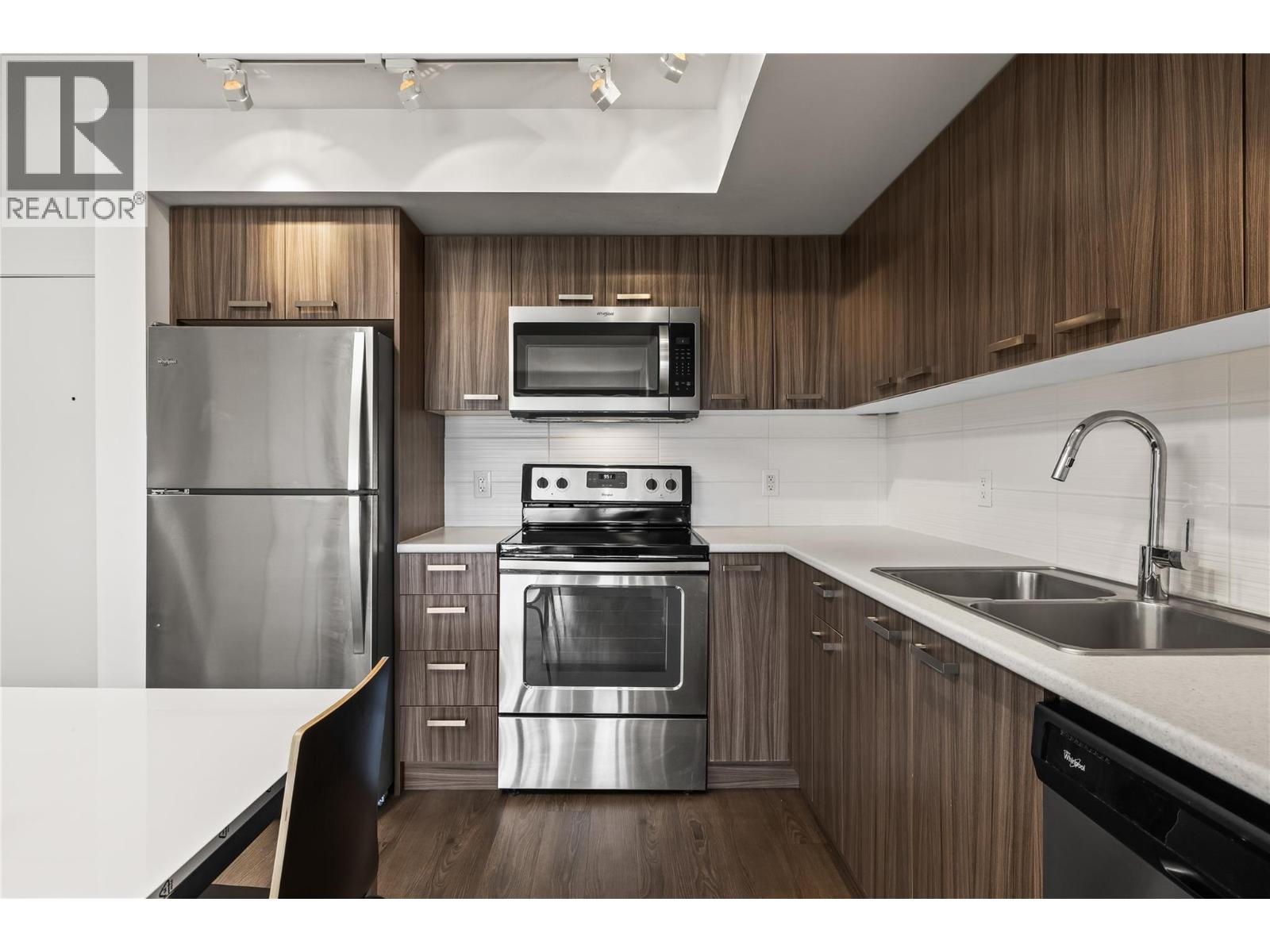 775 Academy Way Unit# Ph17, Kelowna, British Columbia  V1V 0A5 - Photo 6 - 10374805