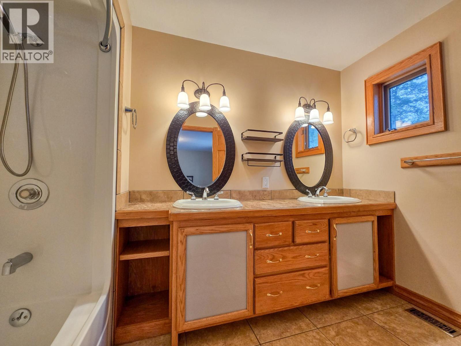 5226 Juniper Heights Road, Invermere, British Columbia  V0A 1K2 - Photo 41 - 10372849