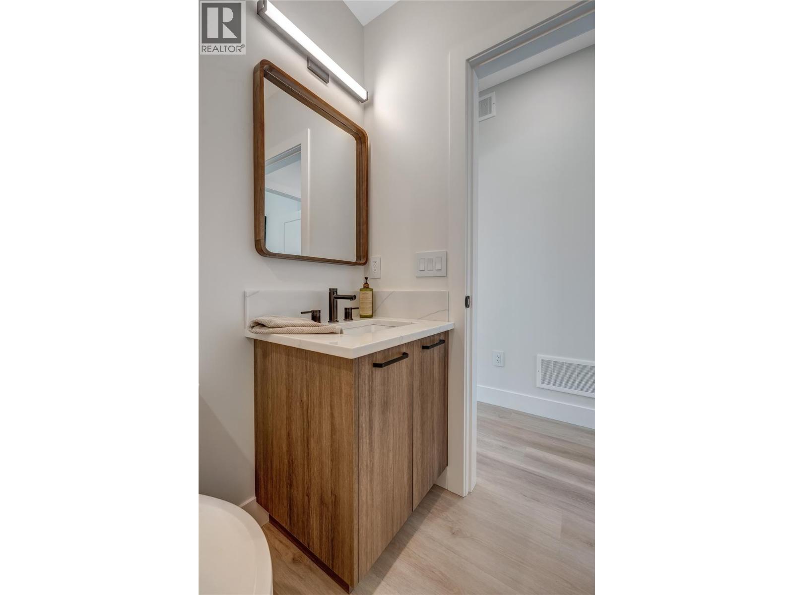 1100 Antler Drive Unit# 102, Penticton, British Columbia  V2A 0C9 - Photo 36 - 10375010