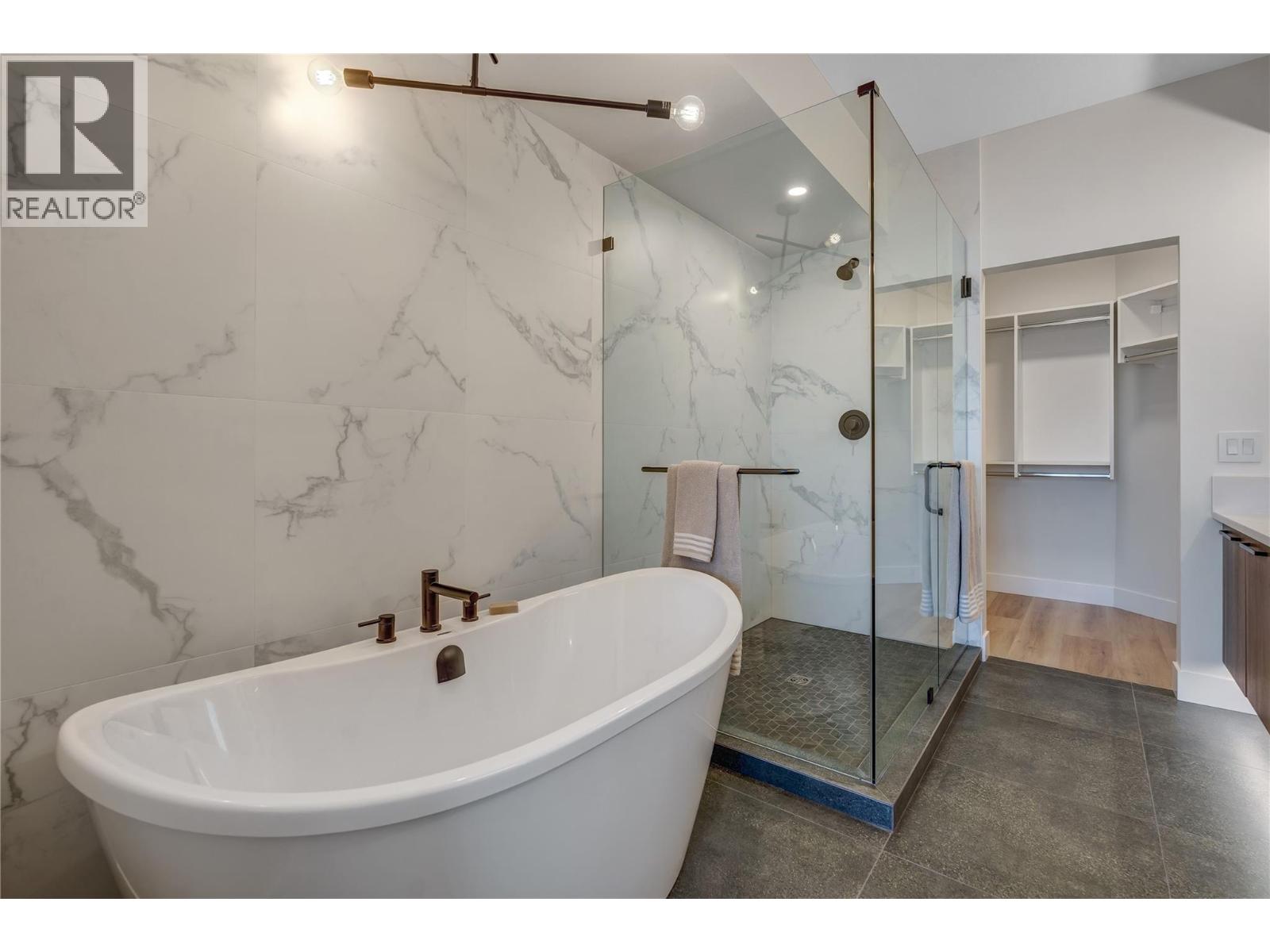 1100 Antler Drive Unit# 102, Penticton, British Columbia  V2A 0C9 - Photo 52 - 10375010