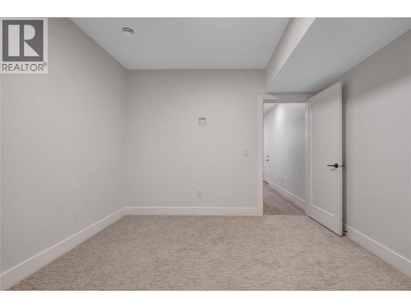 1100 Antler Drive Unit# 102, Penticton, British Columbia  V2A 0C9 - Photo 67 - 10375010