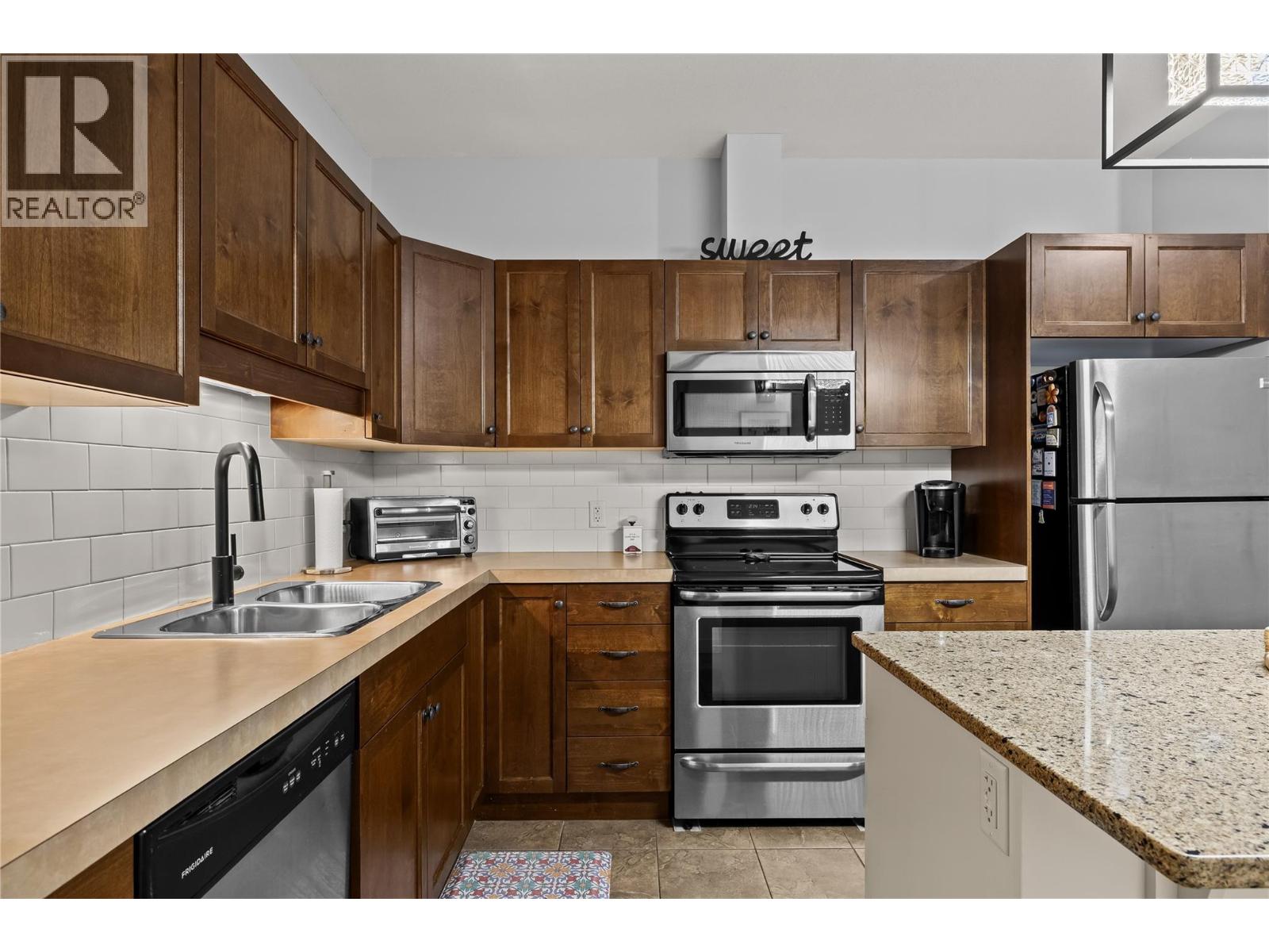 3350 Woodsdale Road Unit# 601, Lake Country, British Columbia  V4V 2R7 - Photo 6 - 10374496