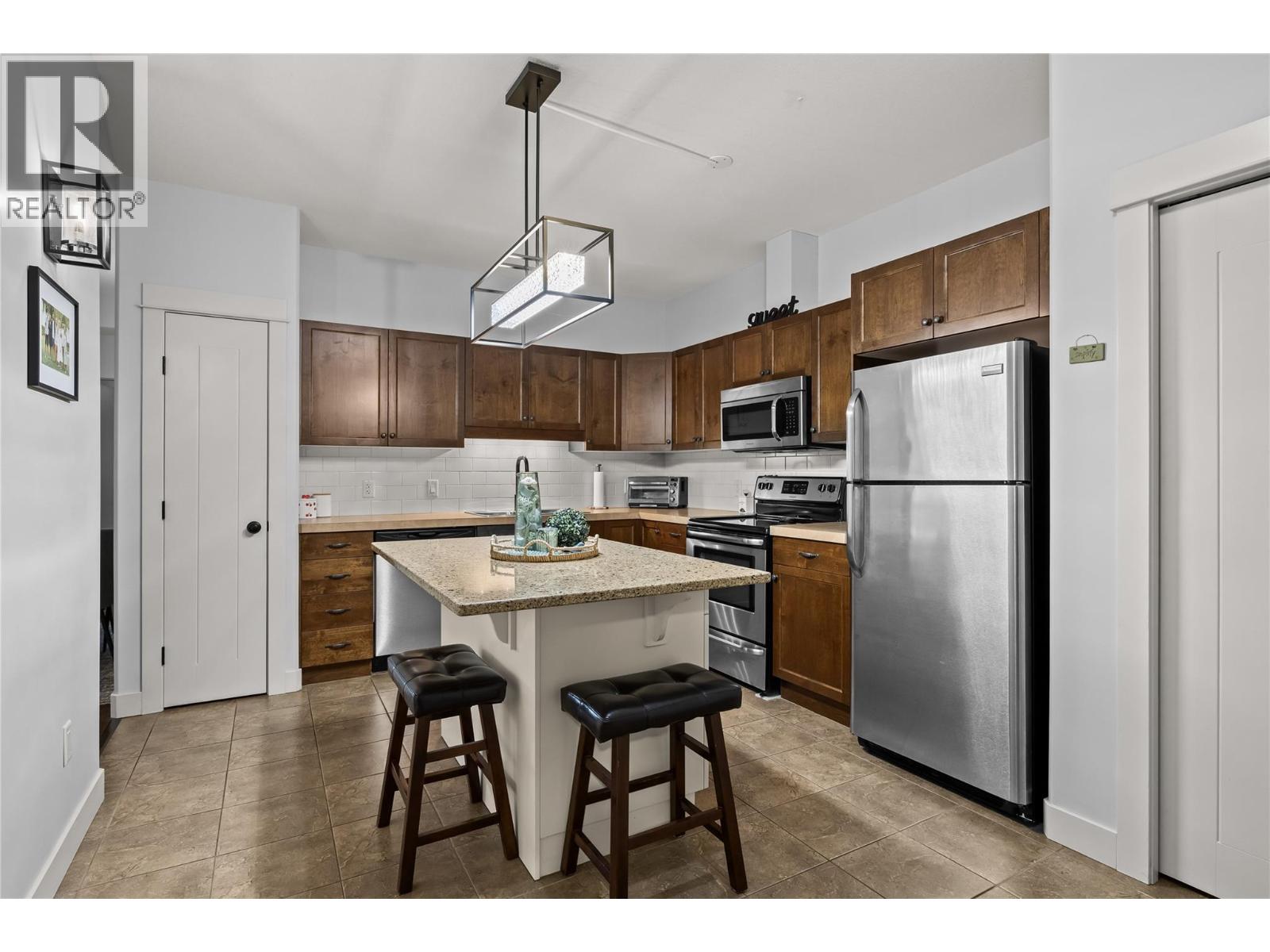 3350 Woodsdale Road Unit# 601, Lake Country, British Columbia  V4V 2R7 - Photo 8 - 10374496
