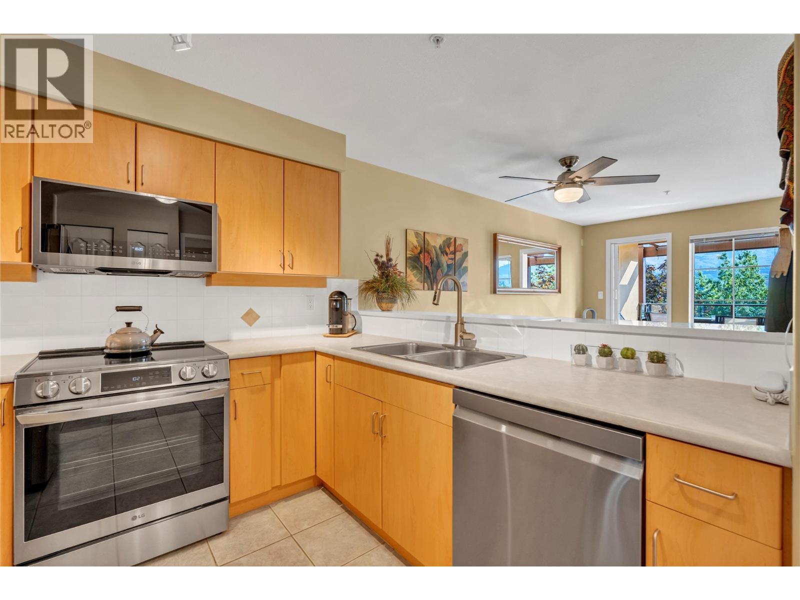 7600 Cottonwood Drive Unit# 304, Osoyoos, British Columbia  V0H 1V3 - Photo 4 - 10372914