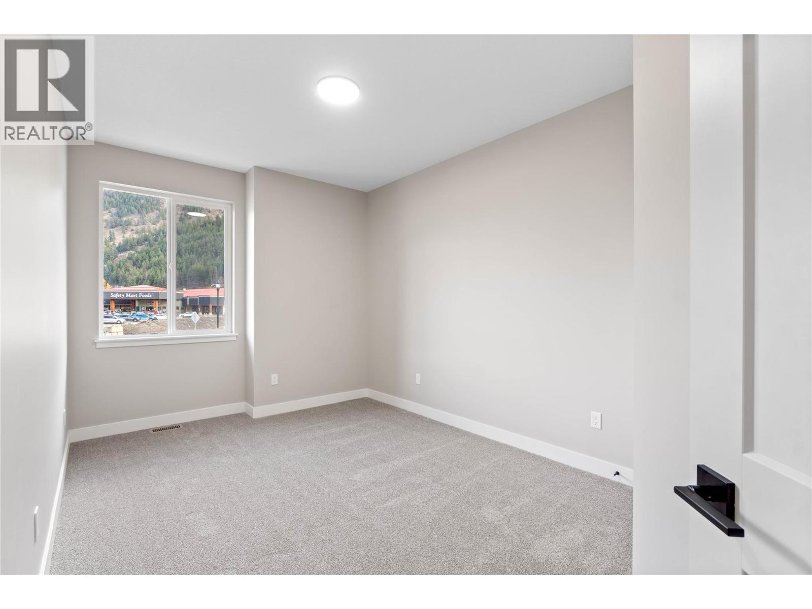 300 Brooke Drive, Chase, British Columbia  V0E 1M0 - Photo 22 - 10375026