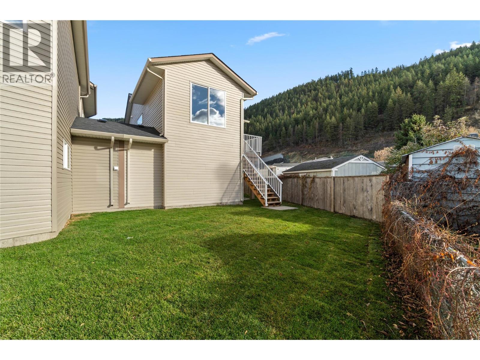 300 Brooke Drive, Chase, British Columbia  V0E 1M0 - Photo 9 - 10375026