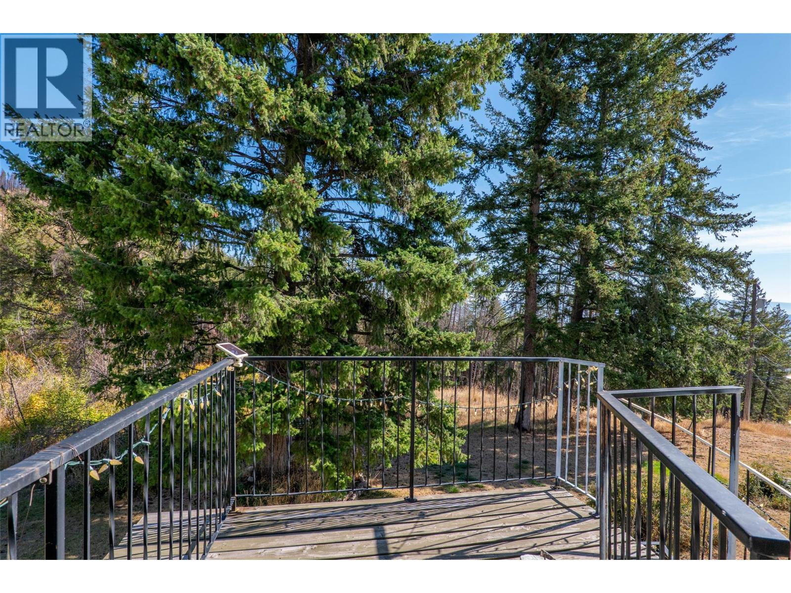 1722 Lee Creek Drive, Lee Creek, British Columbia  V0E 1M4 - Photo 25 - 10375074