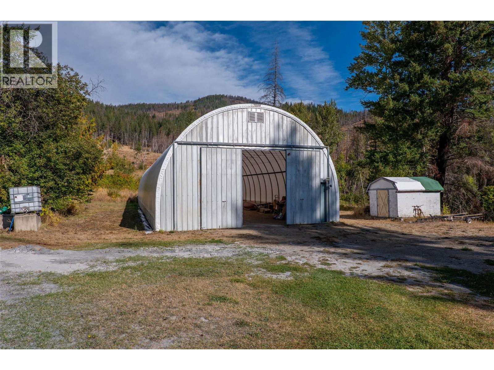 1722 Lee Creek Drive, Lee Creek, British Columbia  V0E 1M4 - Photo 27 - 10375074