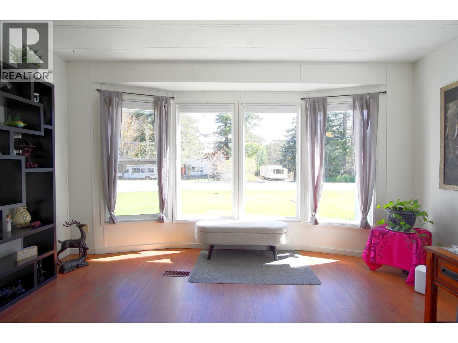 1361 30 Street Se Unit# 1, Salmon Arm, British Columbia  V1E 2N4 - Photo 18 - 10375053