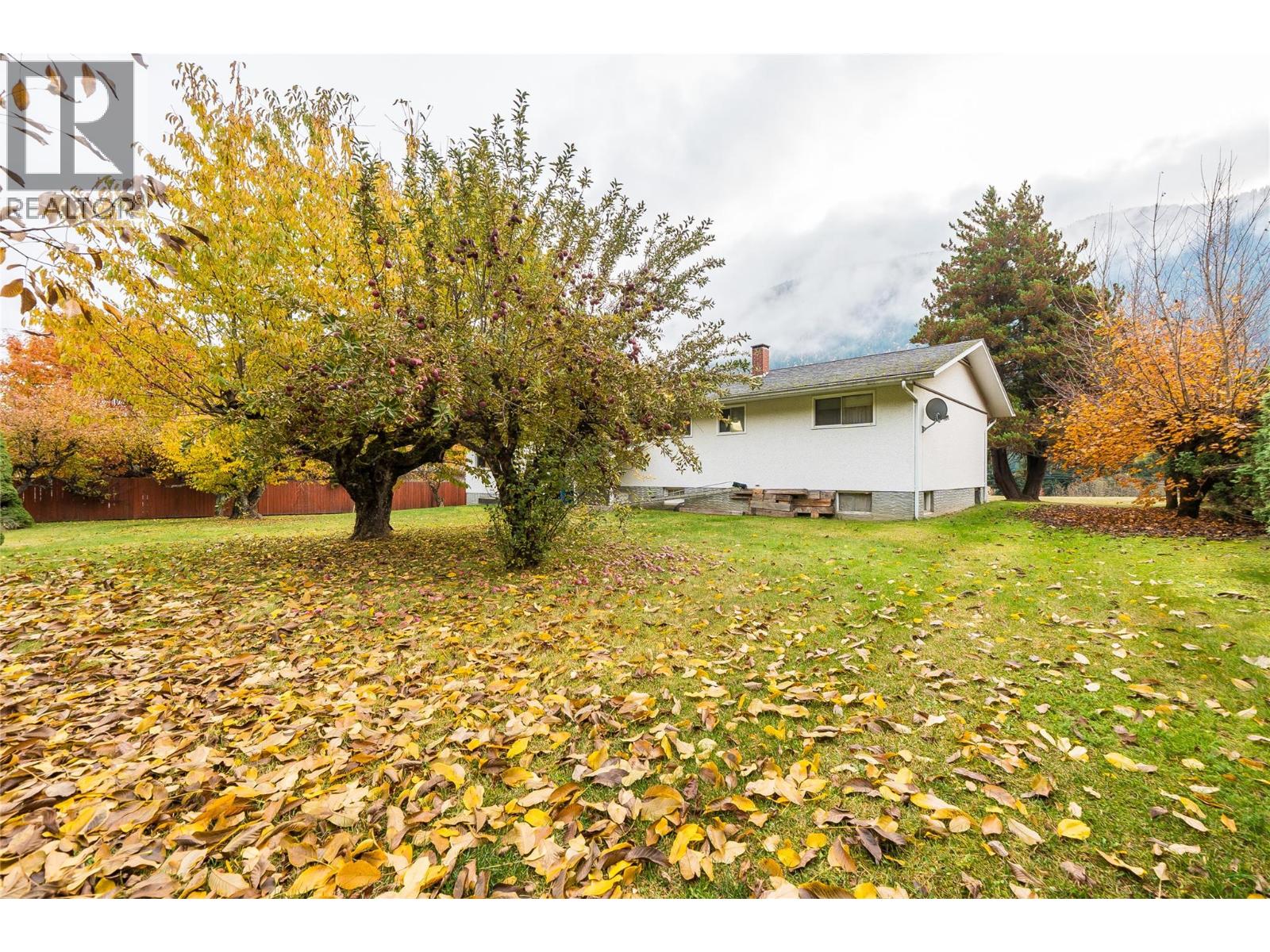1535 Highway 3a Highway, Thrums, British Columbia  V1N 4M7 - Photo 56 - 10374915