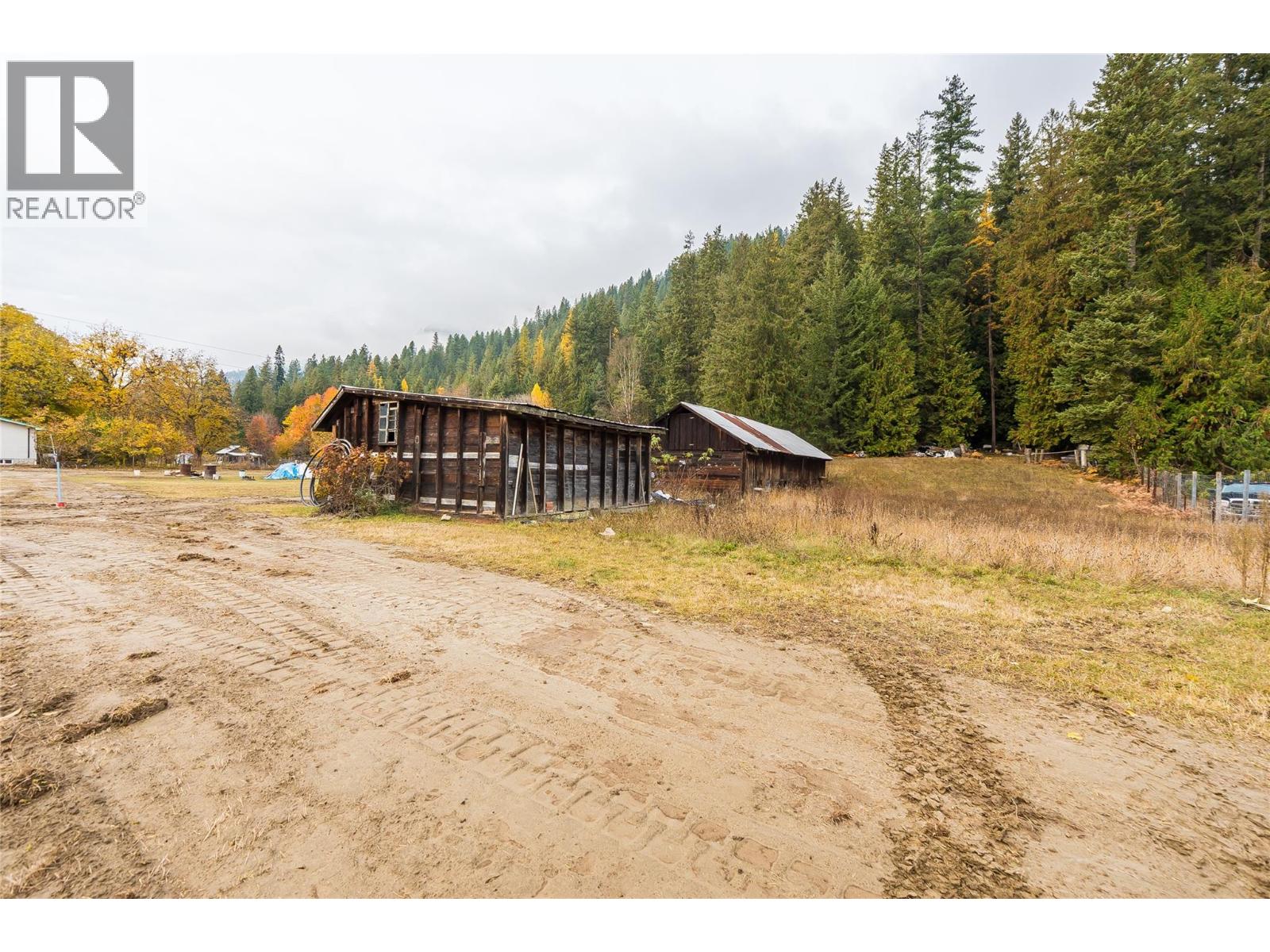 1535 Highway 3a Highway, Thrums, British Columbia  V1N 4M7 - Photo 64 - 10374915