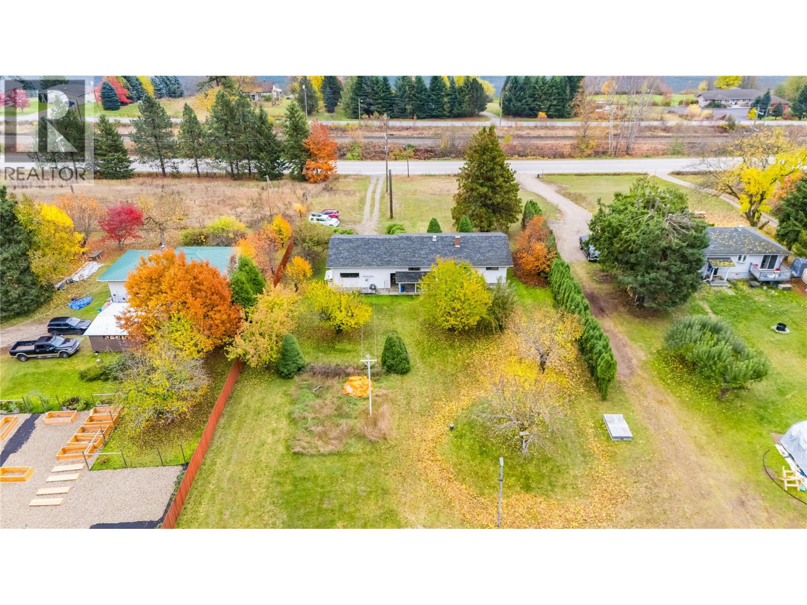 1535 Highway 3a Highway, Thrums, British Columbia  V1N 4M7 - Photo 8 - 10374915
