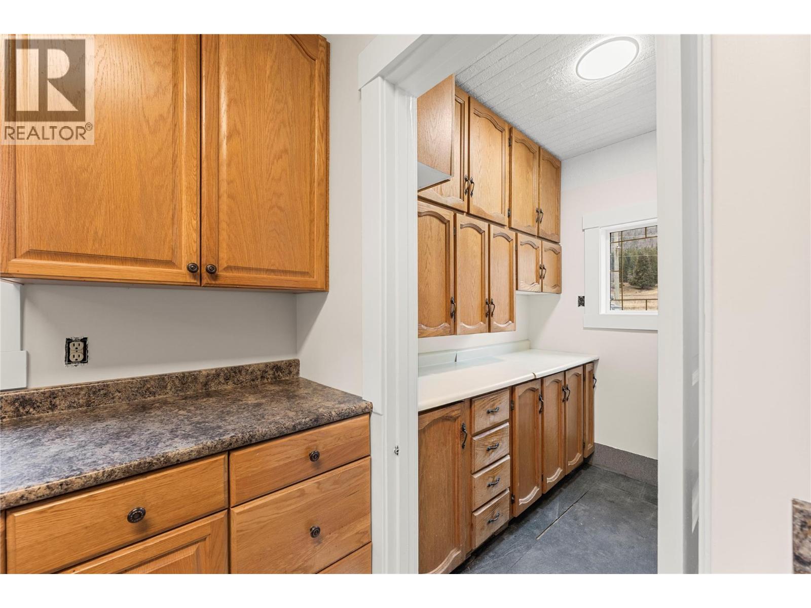 3135 Edes Road, Salmon Arm, British Columbia  V1E 3E9 - Photo 12 - 10375058