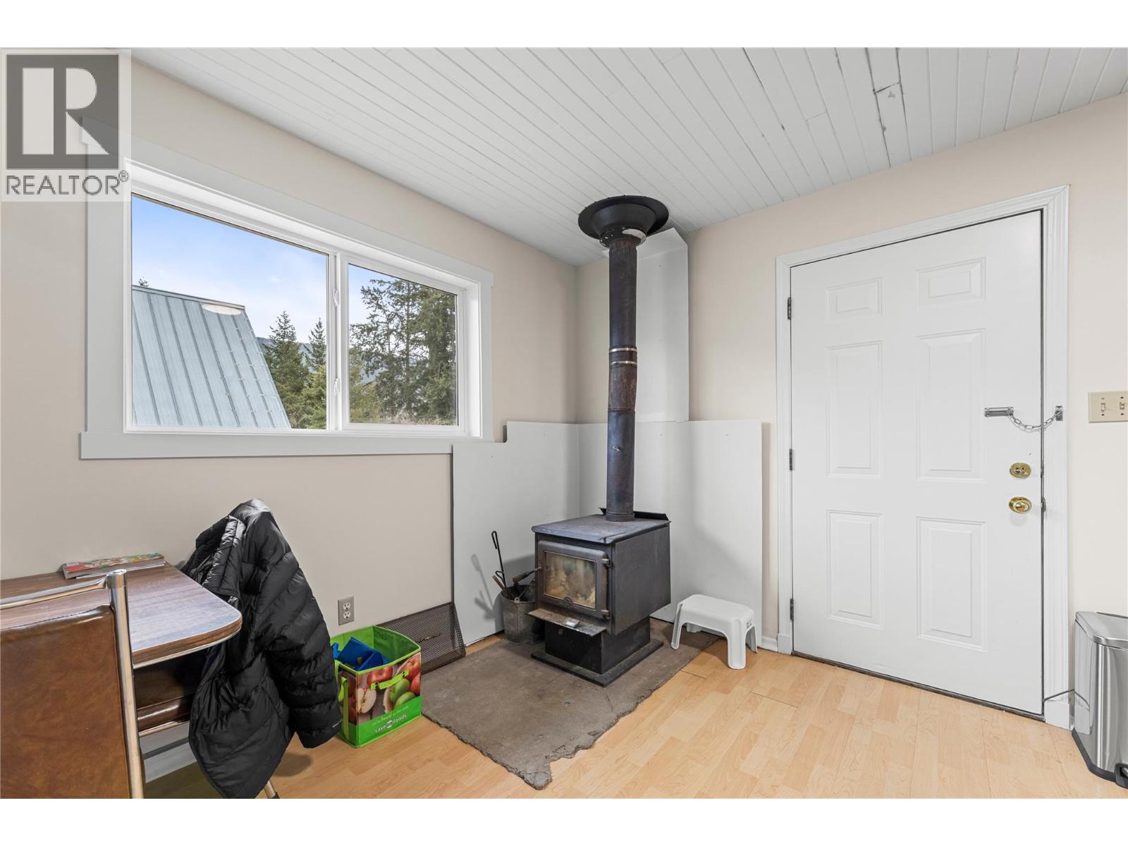 3135 Edes Road, Salmon Arm, British Columbia  V1E 3E9 - Photo 40 - 10375058