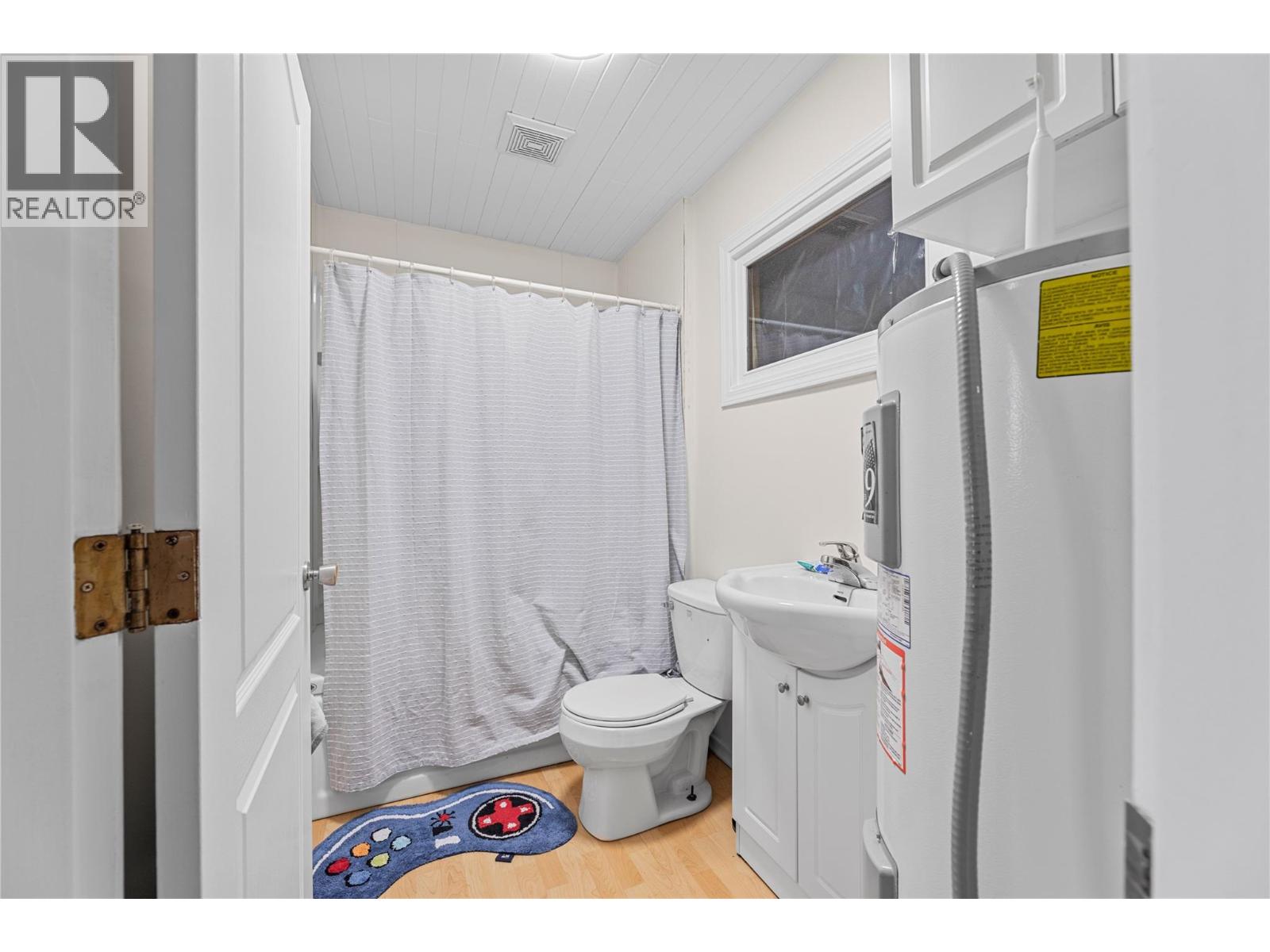 3135 Edes Road, Salmon Arm, British Columbia  V1E 3E9 - Photo 42 - 10375058