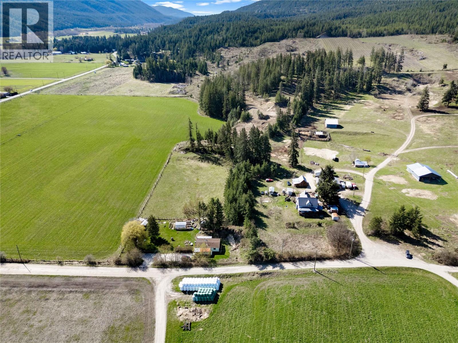 3135 Edes Road, Salmon Arm, British Columbia  V1E 3E9 - Photo 48 - 10375058