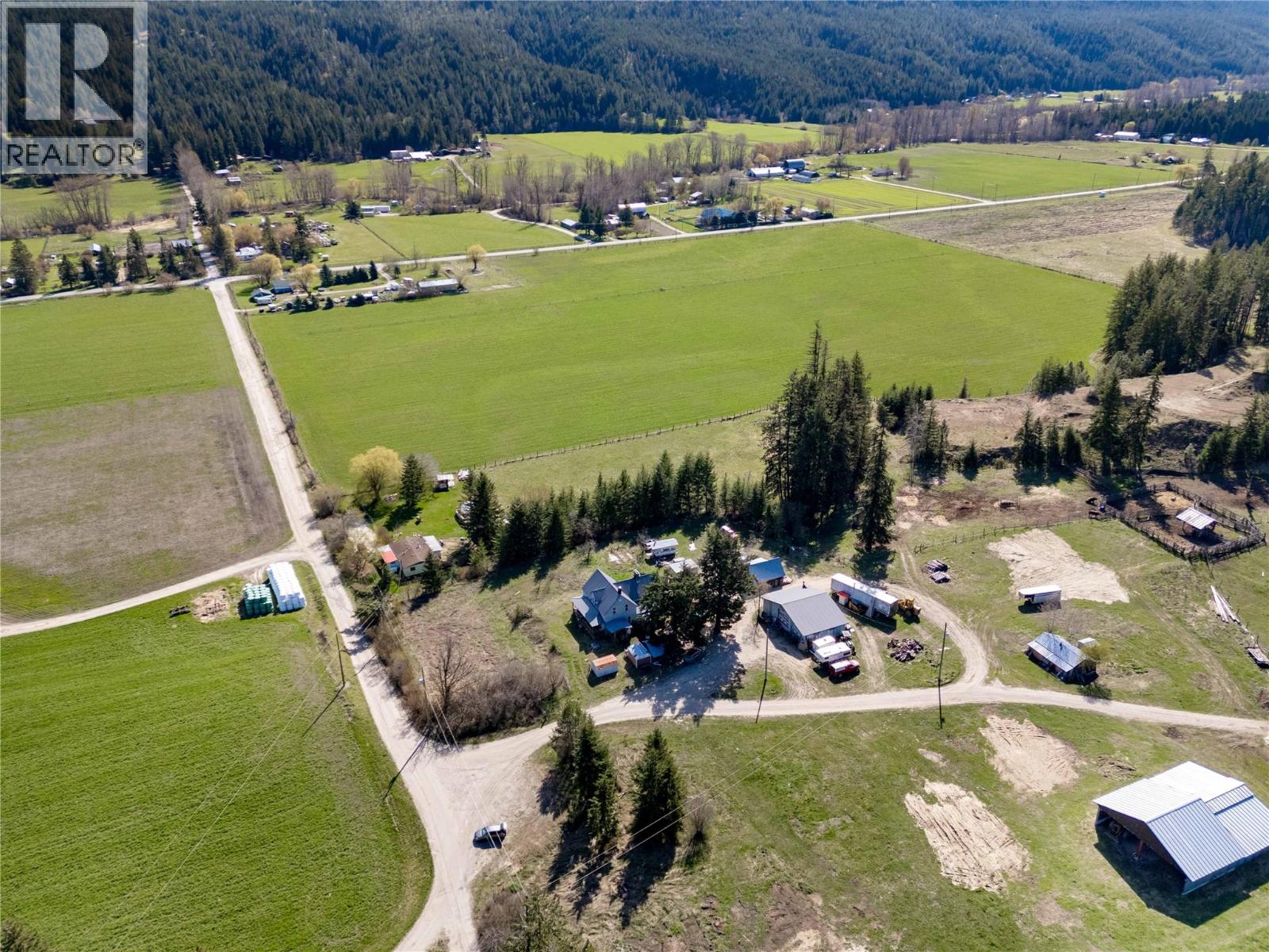 3135 Edes Road, Salmon Arm, British Columbia  V1E 3E9 - Photo 50 - 10375058