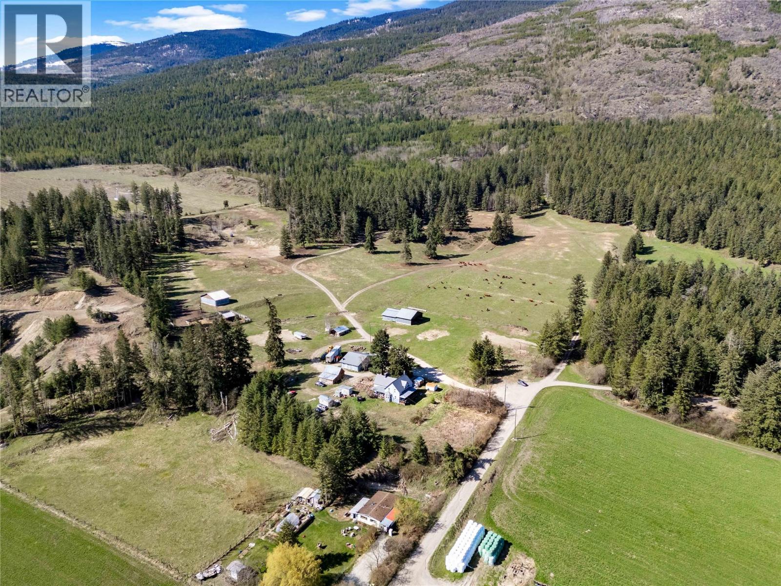 3135 Edes Road, Salmon Arm, British Columbia  V1E 3E9 - Photo 58 - 10375058
