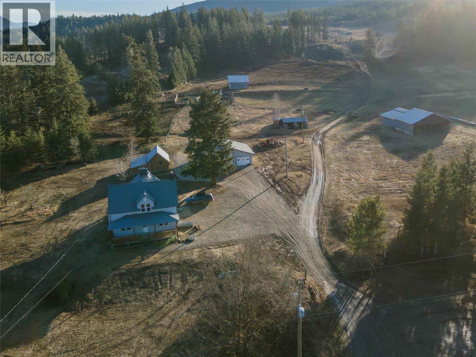 3135 Edes Road, Salmon Arm, British Columbia  V1E 3E9 - Photo 73 - 10375058