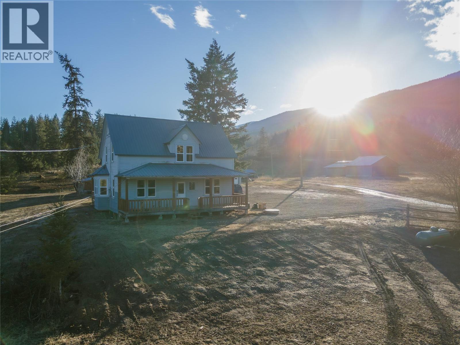 3135 Edes Road, Salmon Arm, British Columbia  V1E 3E9 - Photo 76 - 10375058