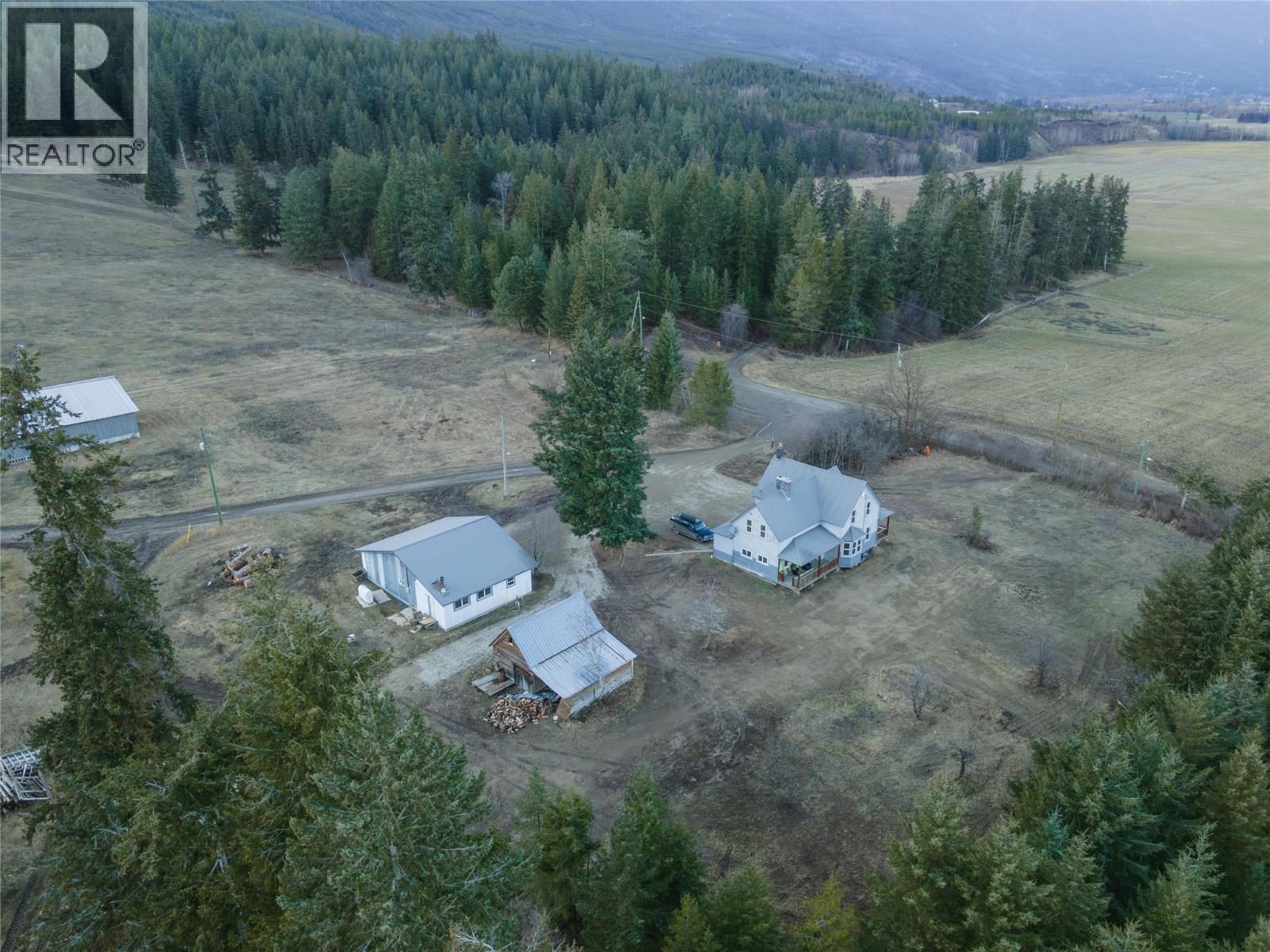 3135 Edes Road, Salmon Arm, British Columbia  V1E 3E9 - Photo 86 - 10375058