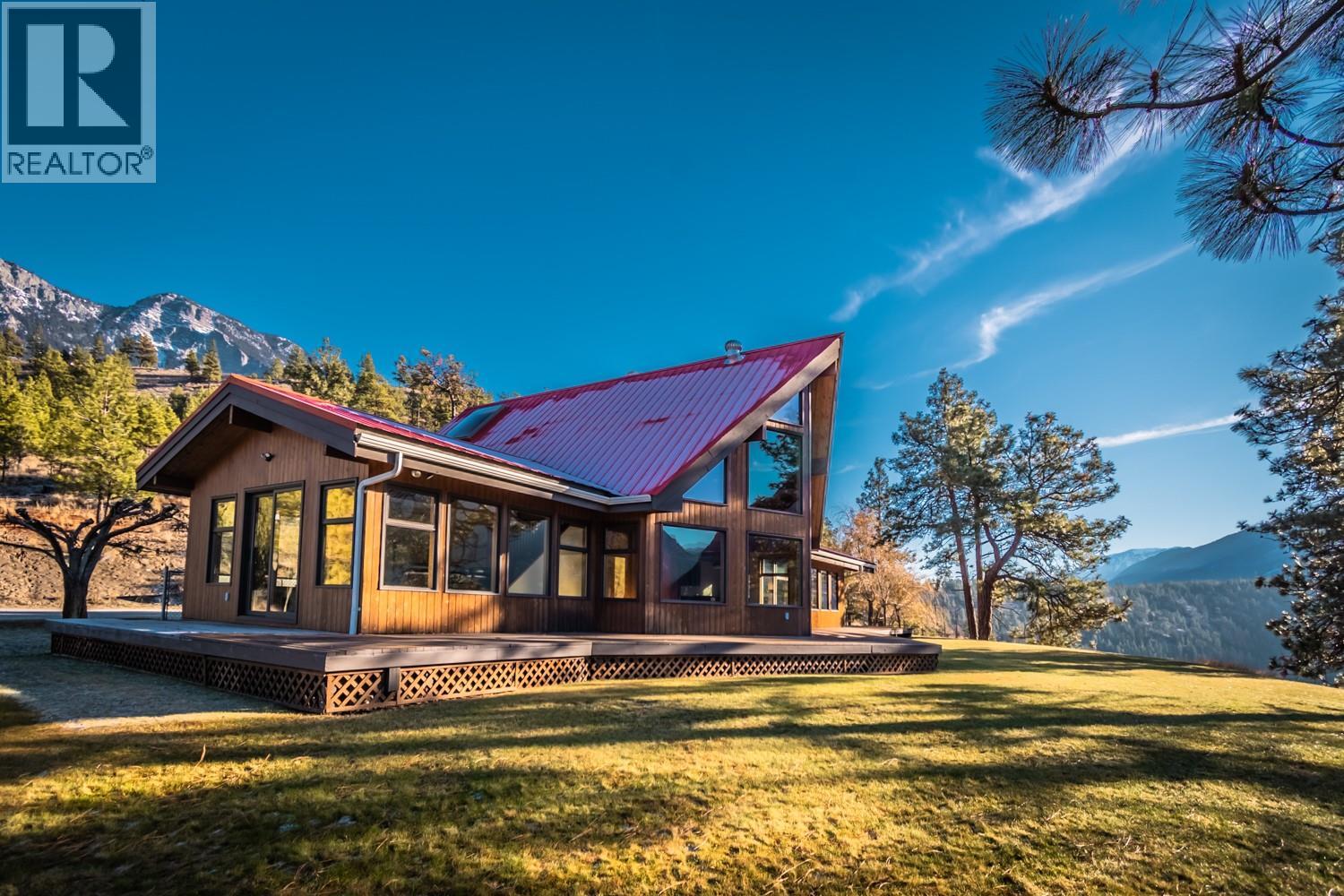 150 Pine Ridge Road, lillooet, British Columbia