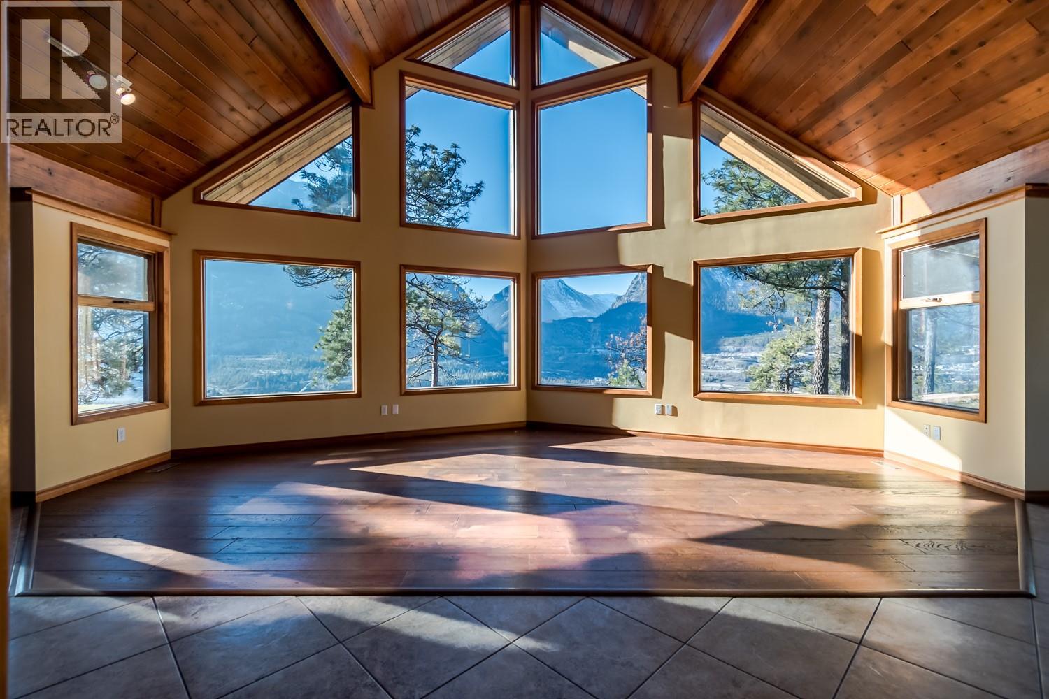 150 Pine Ridge Road, Lillooet, British Columbia  V0K 1V0 - Photo 14 - 10374964