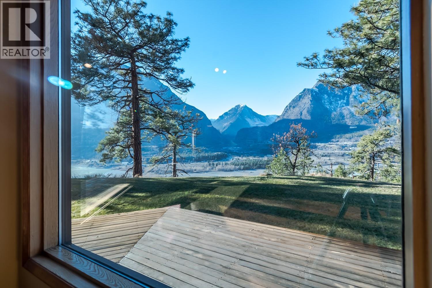 150 Pine Ridge Road, Lillooet, British Columbia  V0K 1V0 - Photo 18 - 10374964