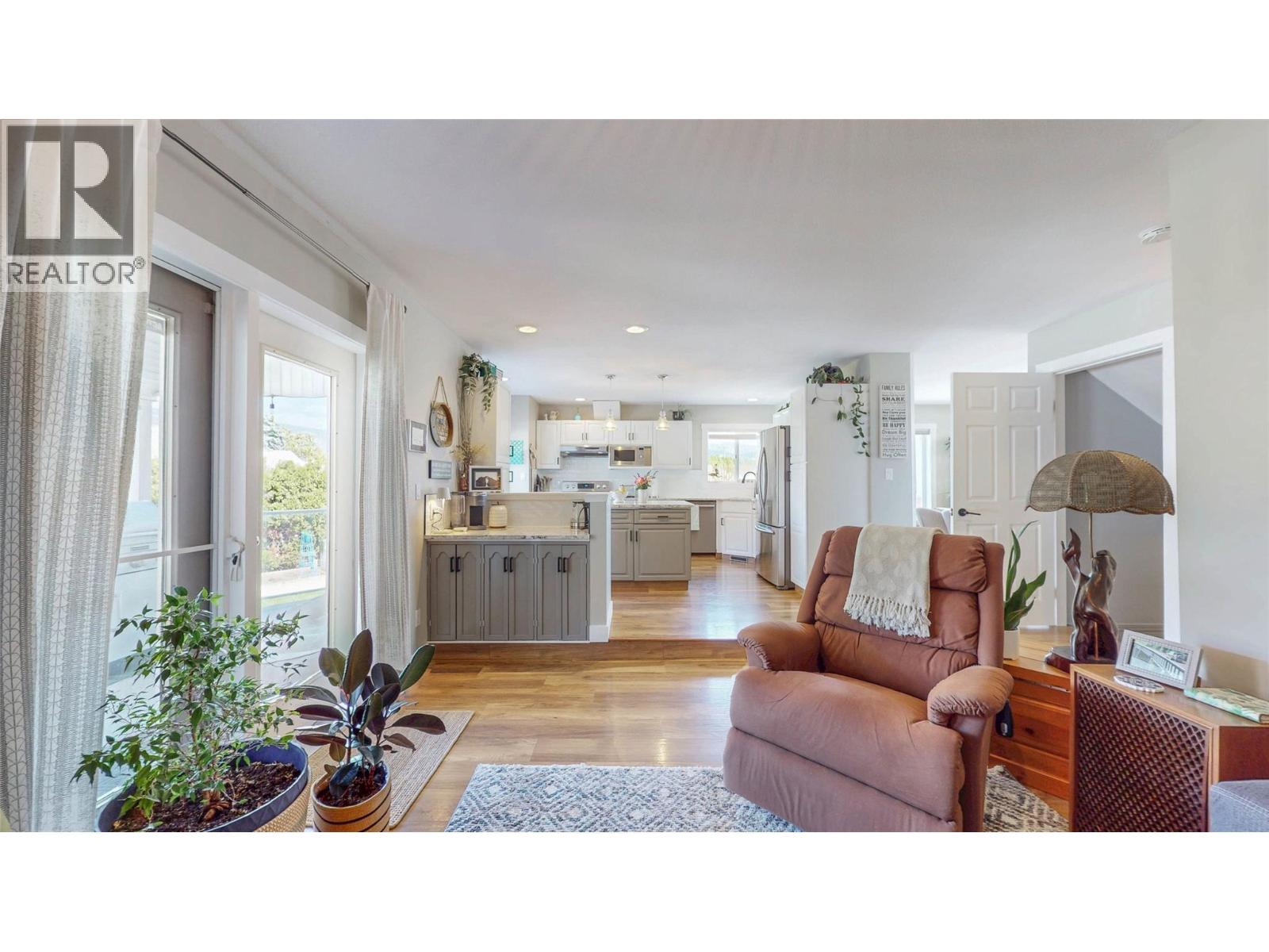 5896 Fairview Place, Oliver, British Columbia  V0H 1T1 - Photo 15 - 10374866