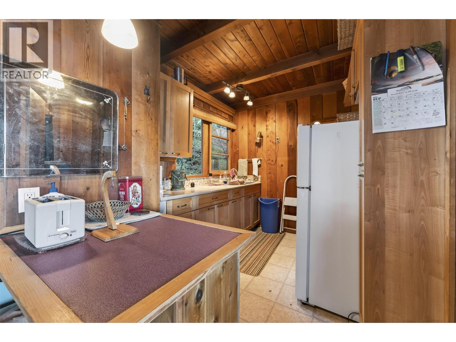 1294 Green Road, Balfour, British Columbia  V1L 6R5 - Photo 11 - 10374184