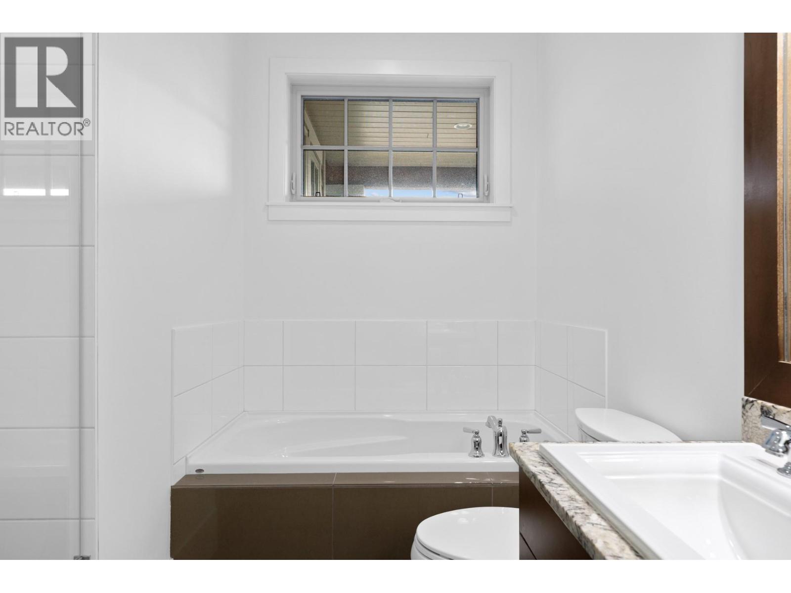 4000 Trails Place Unit# 129 Lot# Sl11, Peachland, British Columbia  V0H 1X5 - Photo 47 - 10374779
