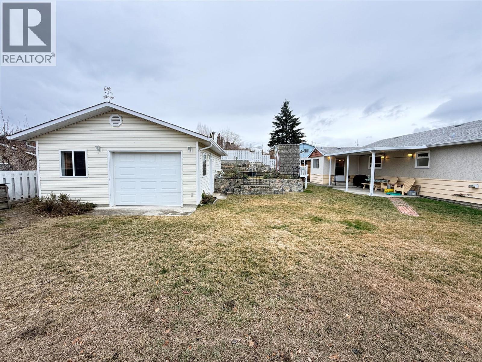 126 Grandview Street, Penticton, British Columbia  V2A 4E4 - Photo 11 - 10375085