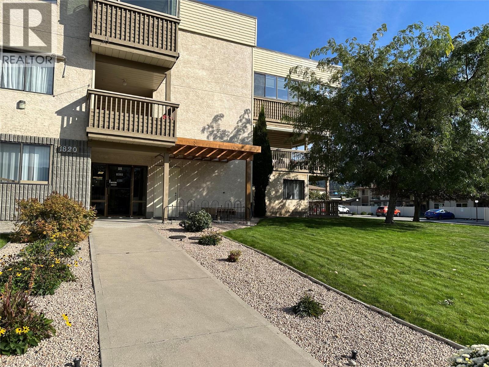 1820 Atkinson Street Unit# 207, Penticton, British Columbia  V2A 7M6 - Photo 1 - 10375077