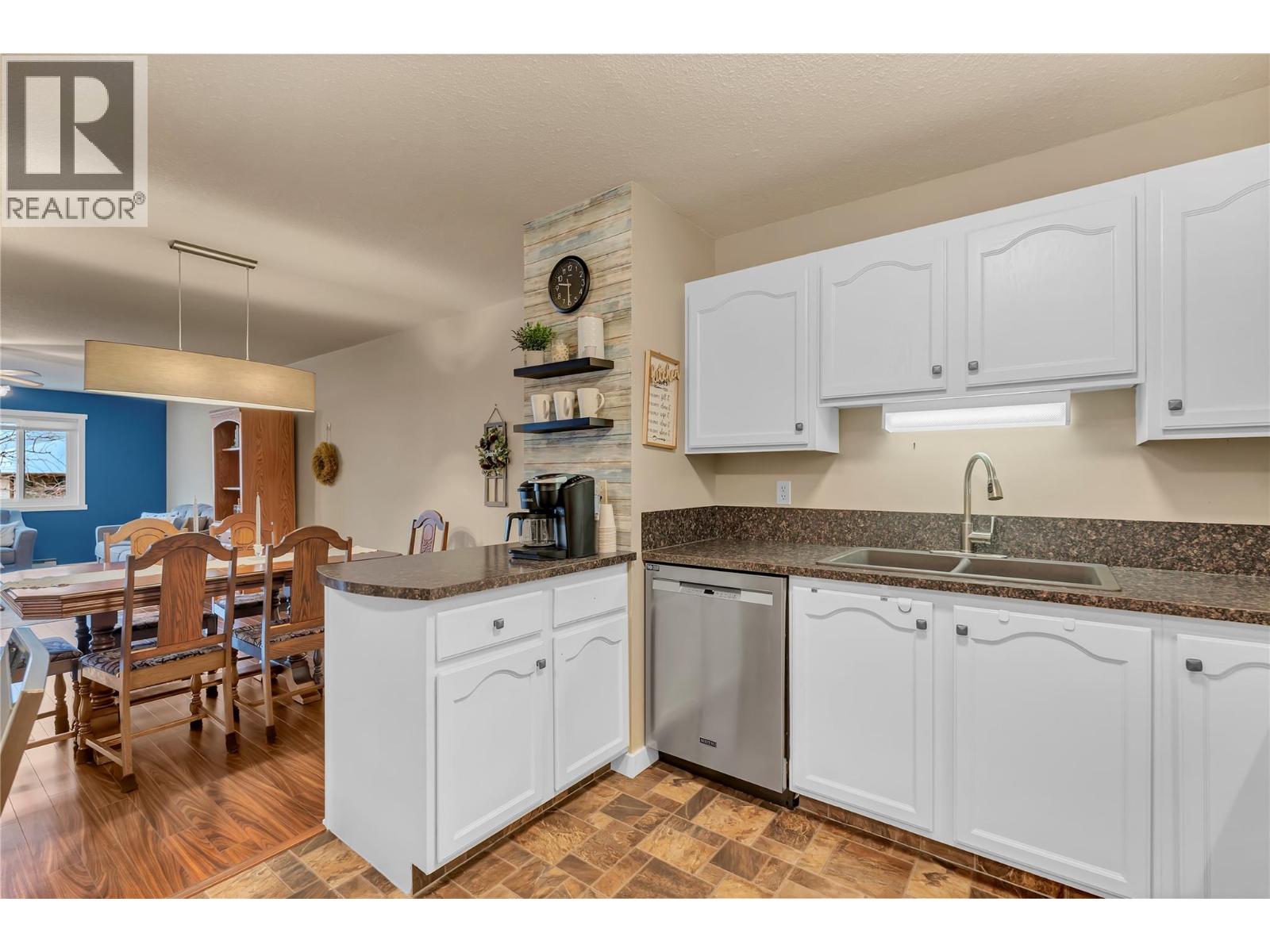 1820 Atkinson Street Unit# 207, Penticton, British Columbia  V2A 7M6 - Photo 5 - 10375077