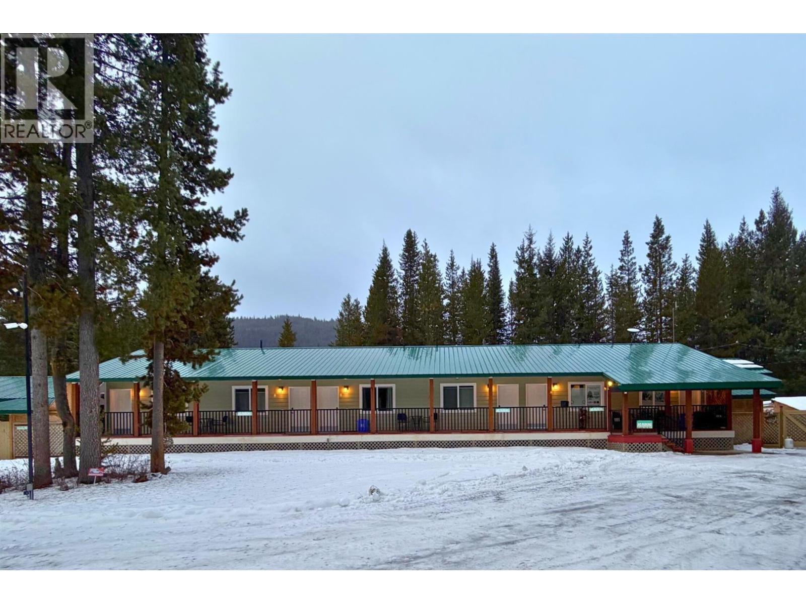 4889 Highway 3, manning park, British Columbia