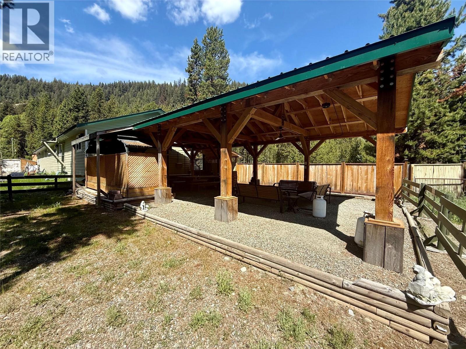 4889 Highway 3, Manning Park, British Columbia  V0X 1R0 - Photo 26 - 10375118