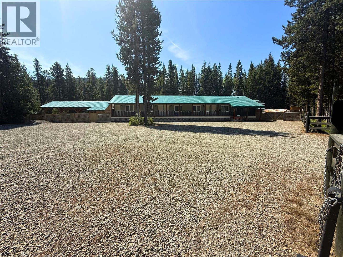 4889 Highway 3, Manning Park, British Columbia  V0X 1R0 - Photo 35 - 10375118